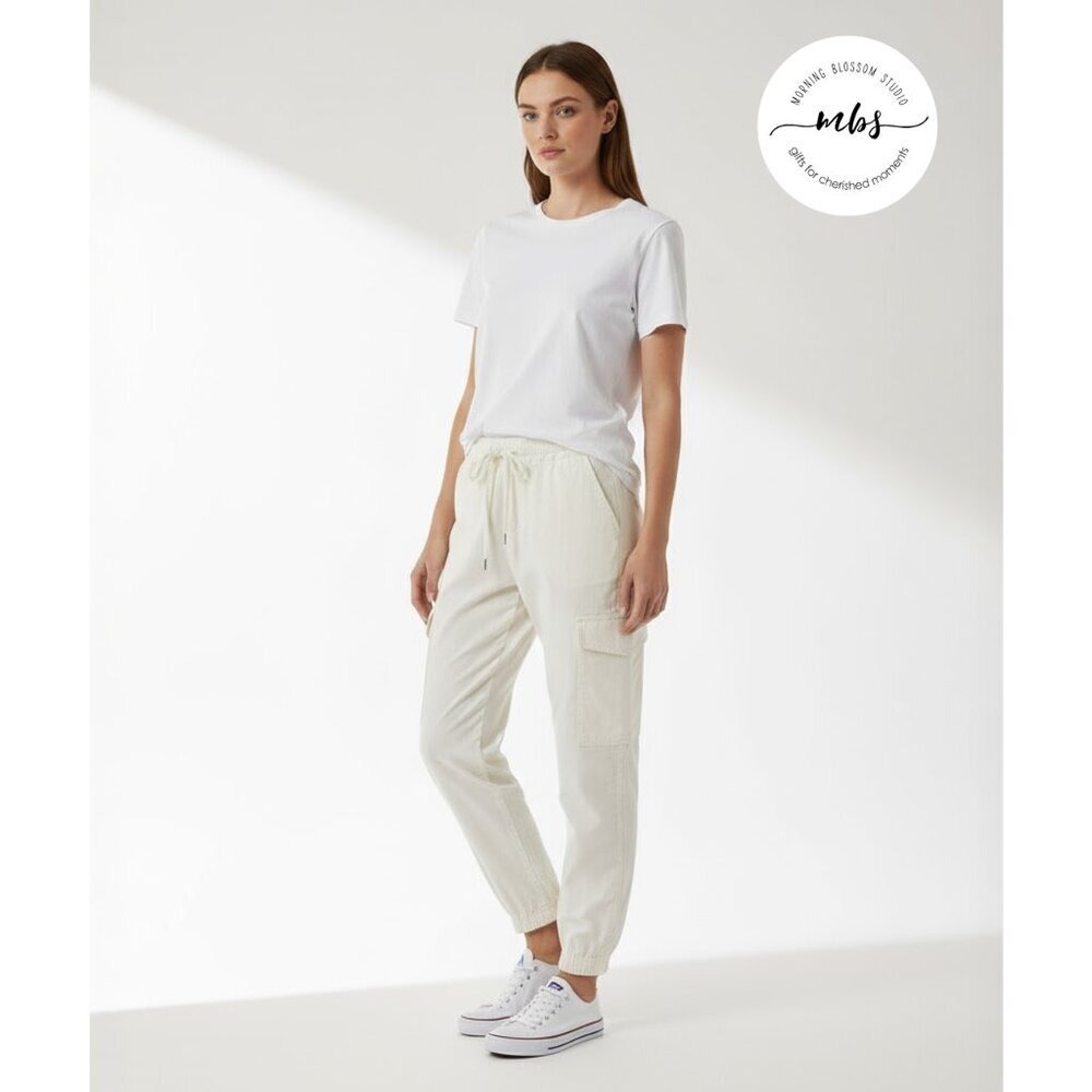 NWT Liverpool Pull On Cargo Elastic Waist Cream Tone Pants Ivory Women 6/28